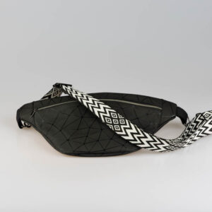 Sac Banane Urbain – Simili Cuir Géométrique Noir & Sangle Ethnique Noir et Blanc